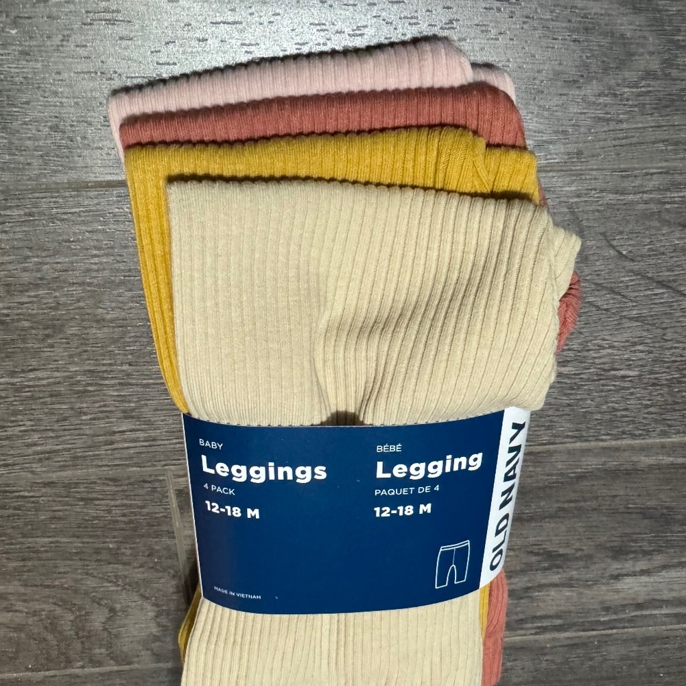NWT 12-18M Old Navy 4 pack leggings
